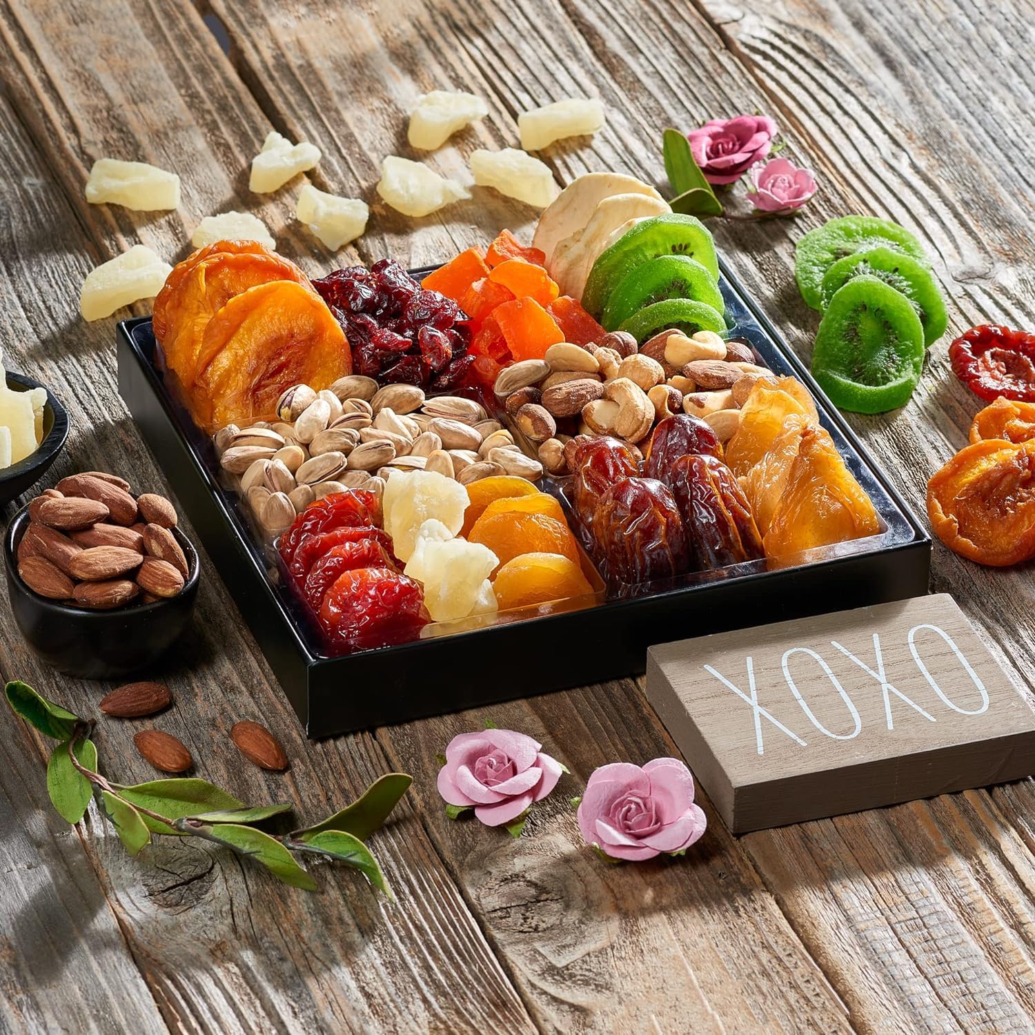 Dried Fruit & Nuts Gift Basket – Gourmet Snack Assortment